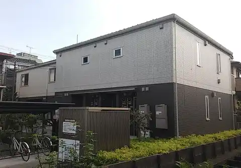 アイリスコート