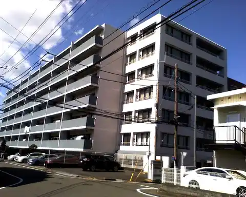 クレッセント十日市場