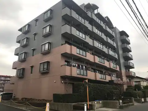 エルズ市川中山