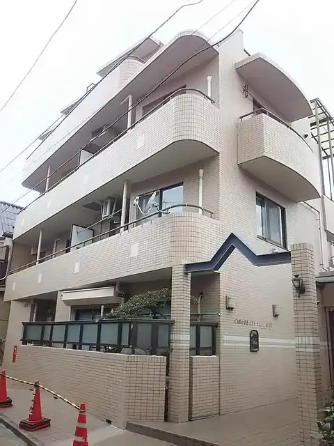 カーサ・デ・セビーア弥生