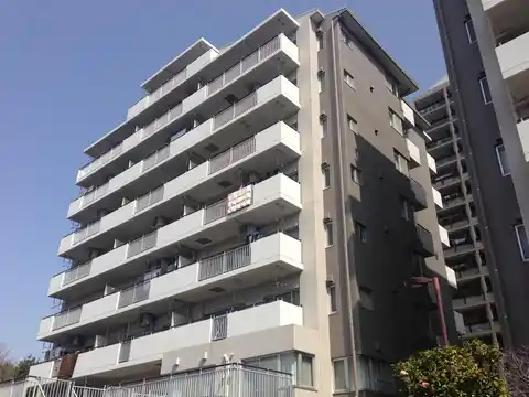 コンフォール城山の丘6号棟 │