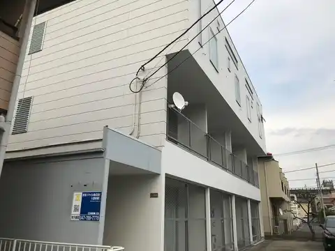 ECRU
