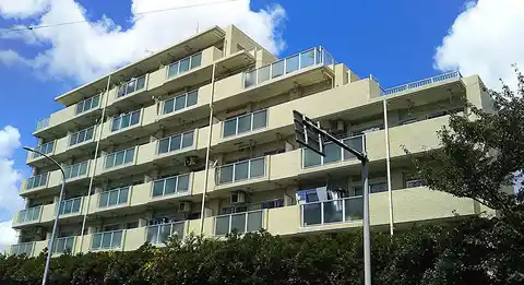 コスモ大倉山弐番館