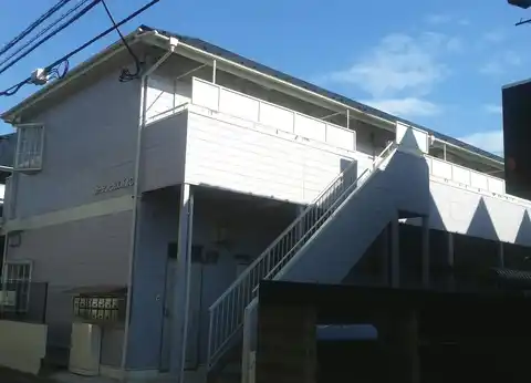 ガーデンヒルズ新倉C