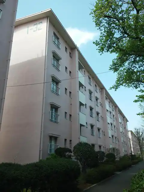 国立富士見台団地1-32号棟