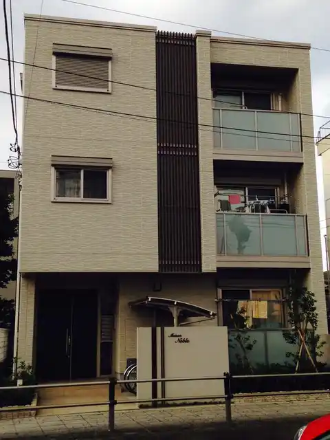 メゾン ノーブル