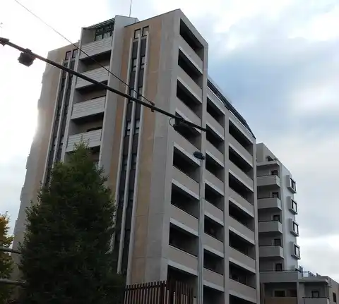 アデニウム府中武蔵野台