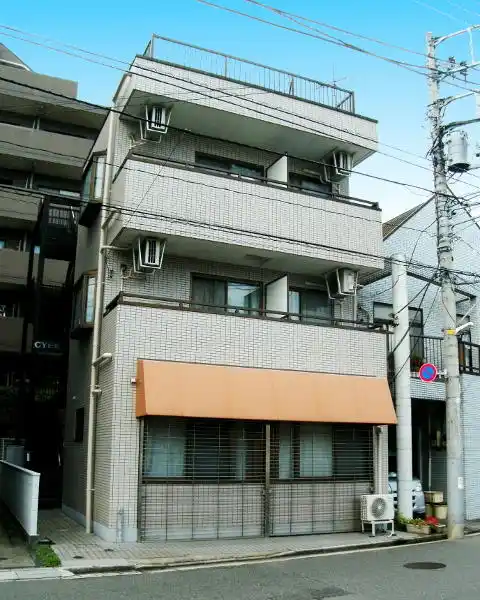 CYビル
