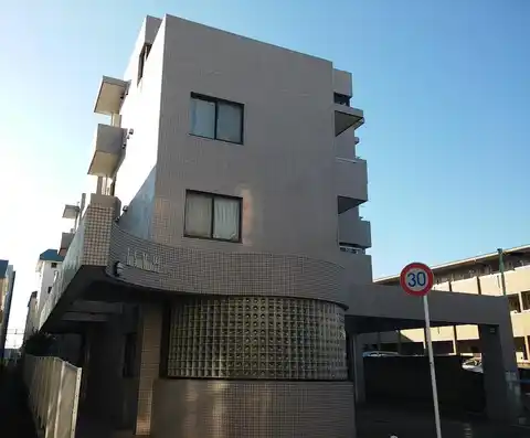 ライブスペースビラ