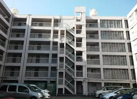 大倉山第2コーポラスD棟