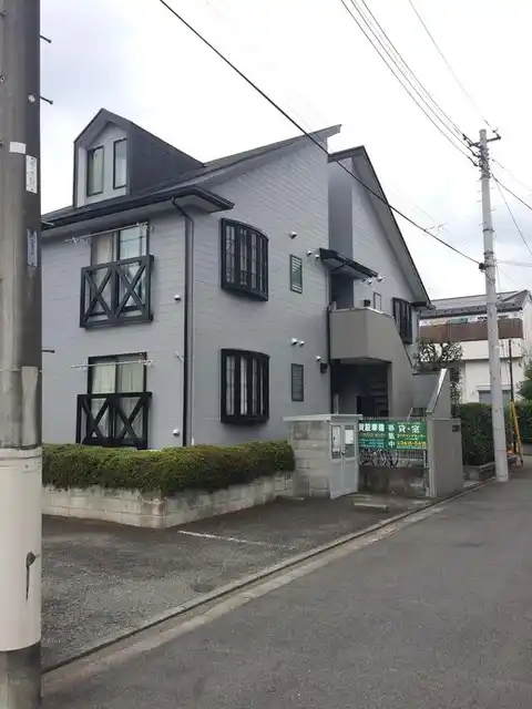 ピアシティー