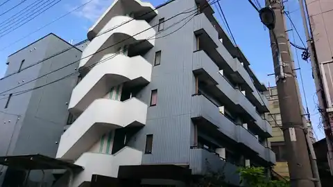 フラタニティ赤羽