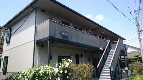 パインヒルズ