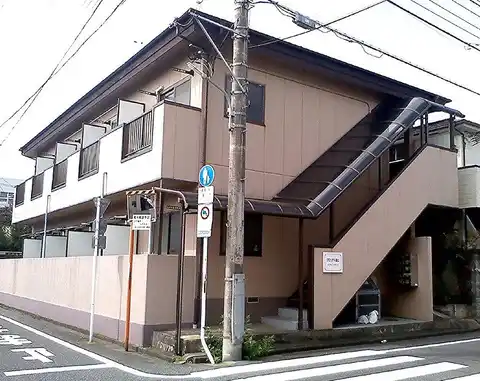 グロリアス国立
