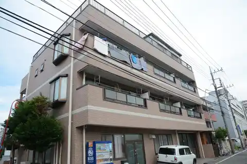 シーエフハイム