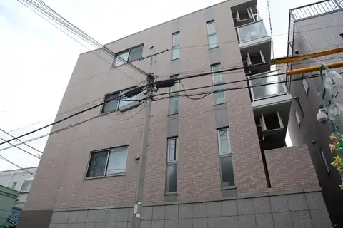 アルカディア東門前