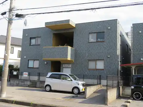 ロックプラッツ岩井C