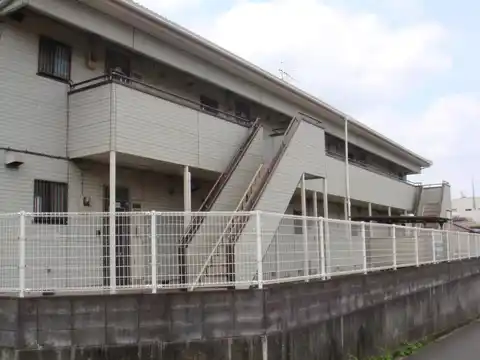 ハイタウン坪井