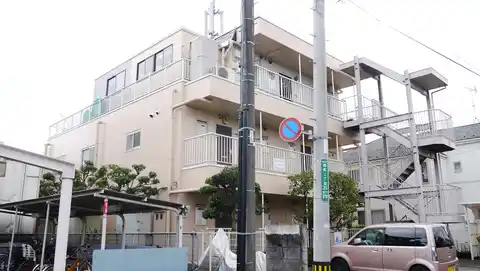 パルイースト