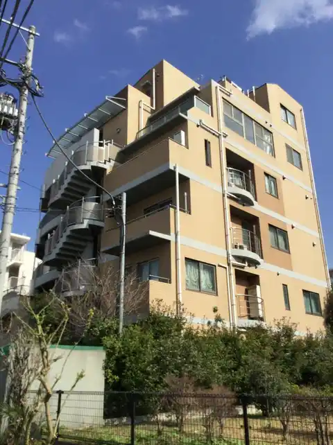 S・ファミーユ