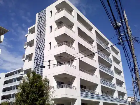 クレッセント中山
