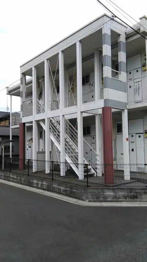 レオパレスニューさがみ
