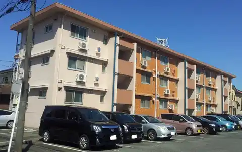 田辺マンション鶴間