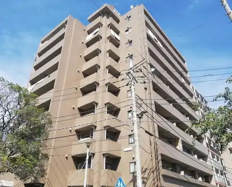 リブゼ鶴見市場