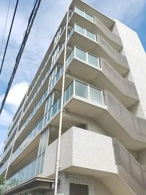 セルリアン南太田