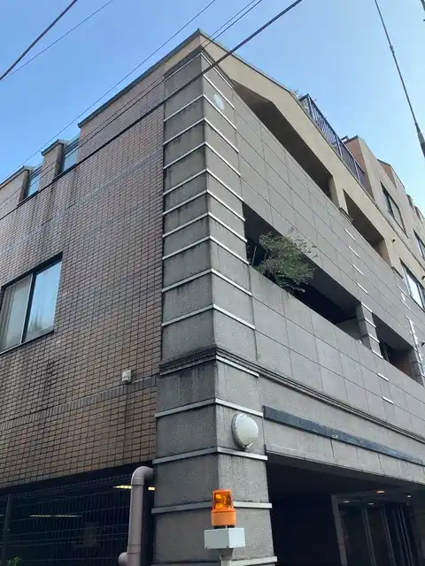 トゥールロワイヤル神宮前