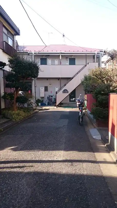 ハウス赤い屋根
