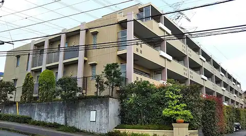 リビオあざみ野ブライティアD棟(ヒルサイドコート)