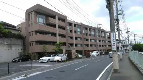グラビスコート読売ランド前