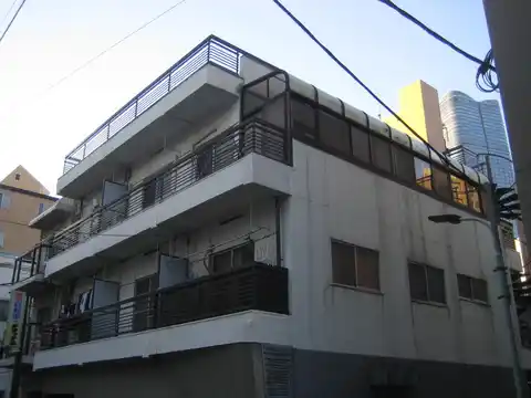 フラット東麻布