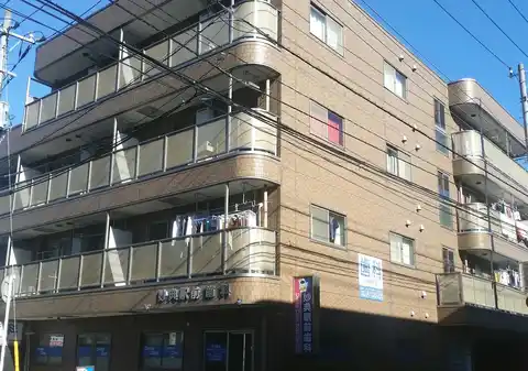 シャルム倉島