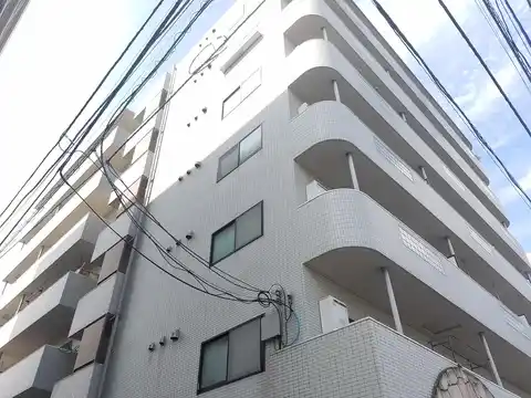 ファーストクラス南太田
