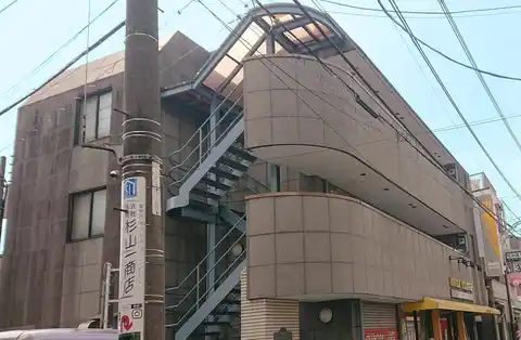 アーバンスクエア