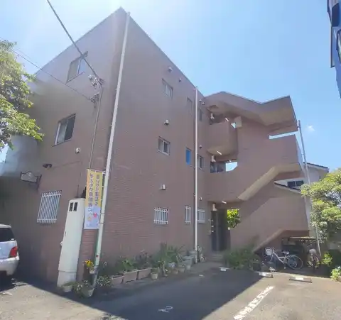 クレスト壱里山