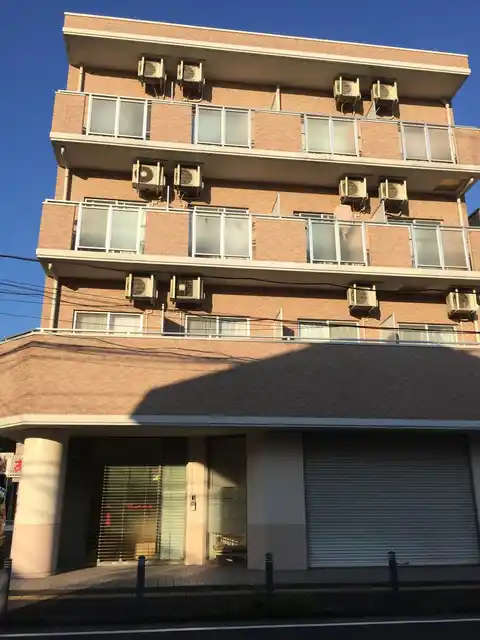 クレエ・エスパス