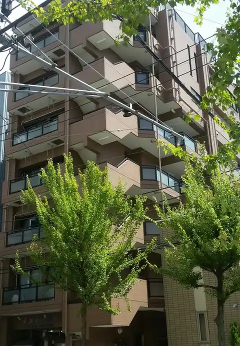 ヴァンルージュ