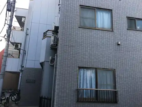 パレス・ブルーメ