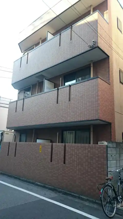 クリークコート