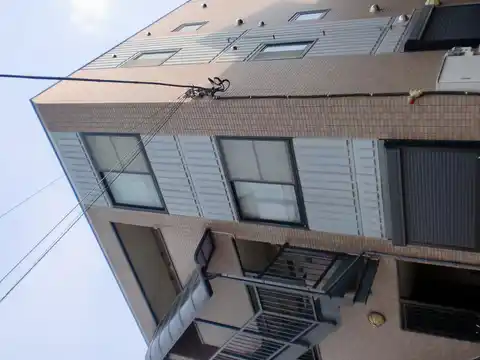 ハイツシンエイ