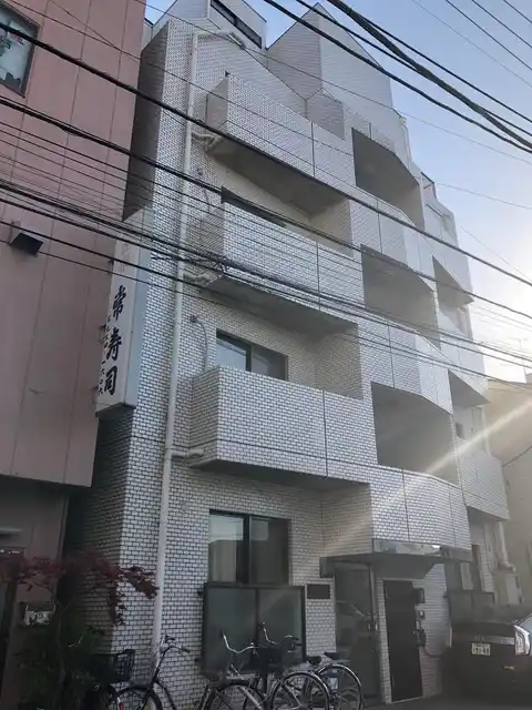 ラカーサ