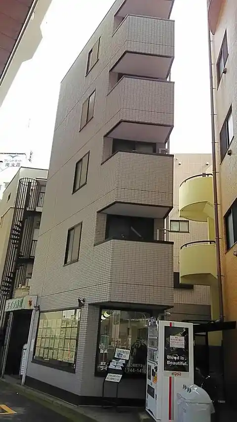 ラフィネ南太田