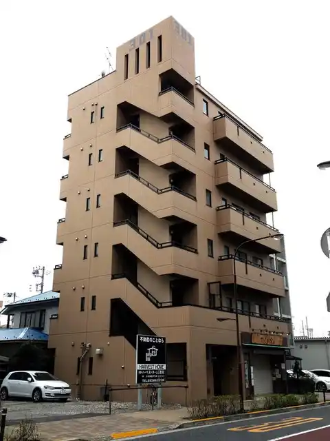 ウエスト301