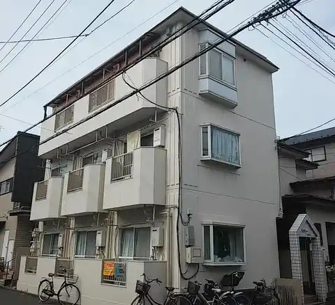 ピロティシャトー
