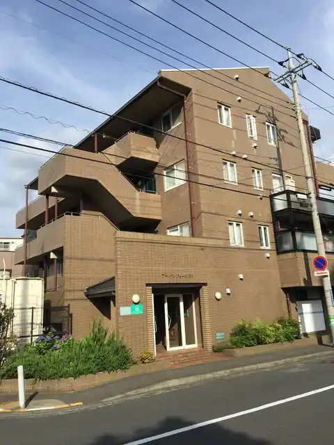 アーバンフォーレスト