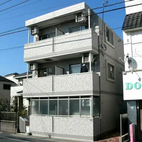 シャインヒルズ