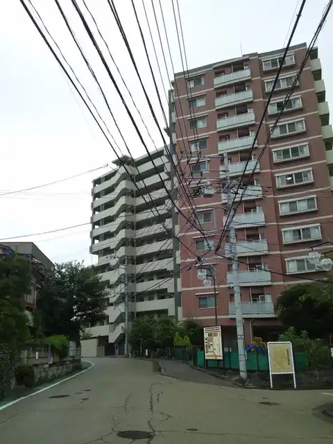 レクセルマンション鶴巻温泉